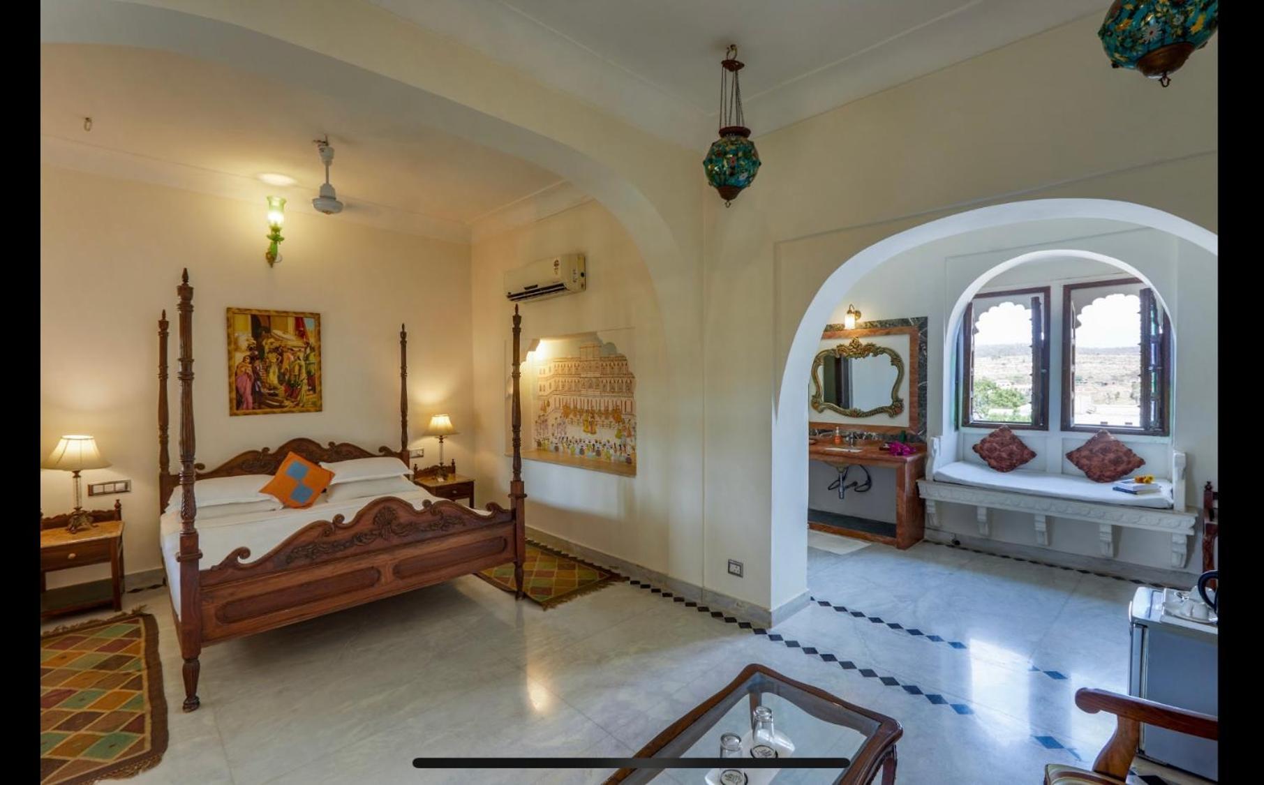 Hotel Castle Bijaipur Luaran gambar