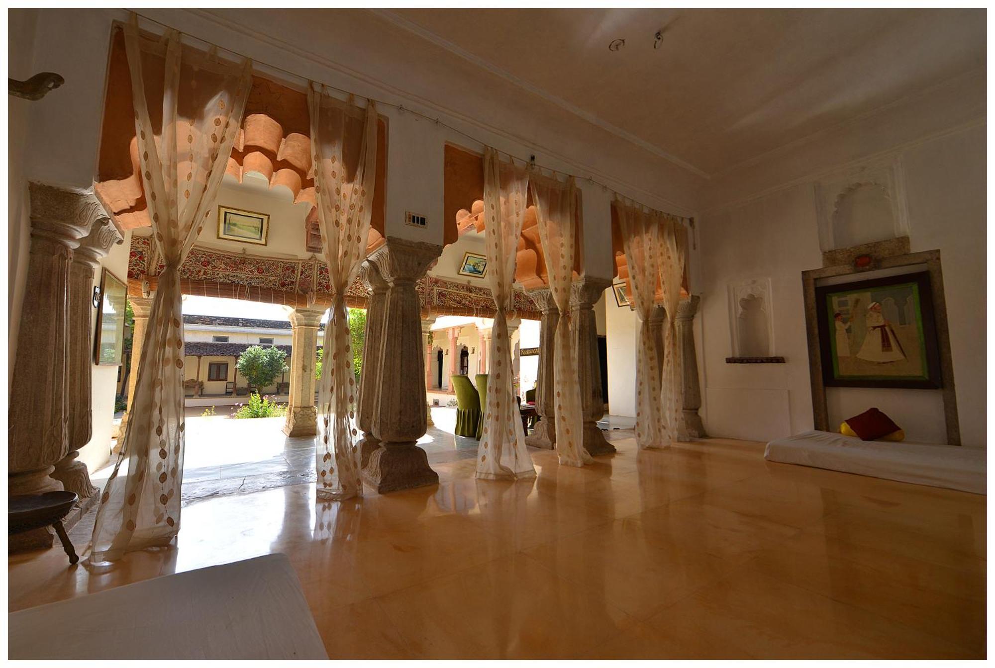Hotel Castle Bijaipur Luaran gambar