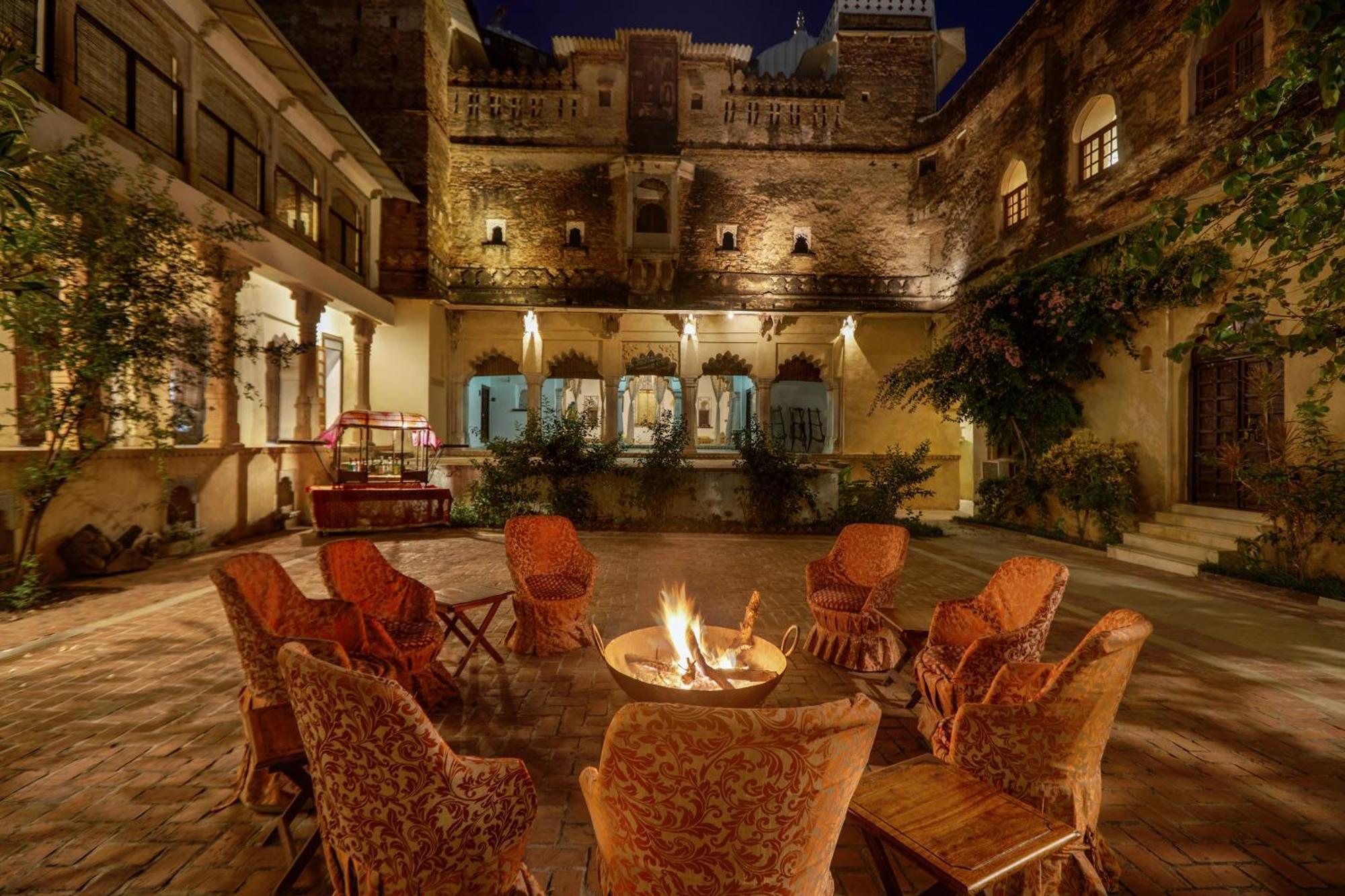 Hotel Castle Bijaipur Luaran gambar